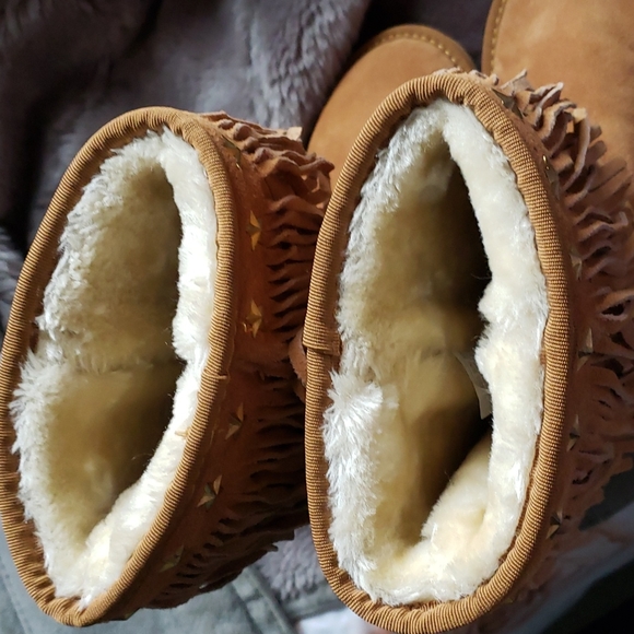 Ugg Jimmy Choo boots - Picture 5 of 6